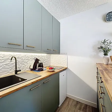 Isis Ii By Interhome