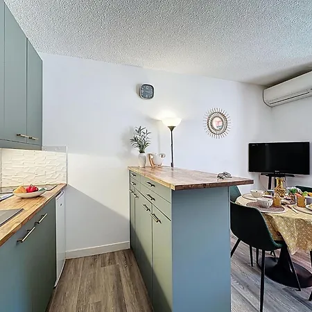 Isis Ii By Interhome